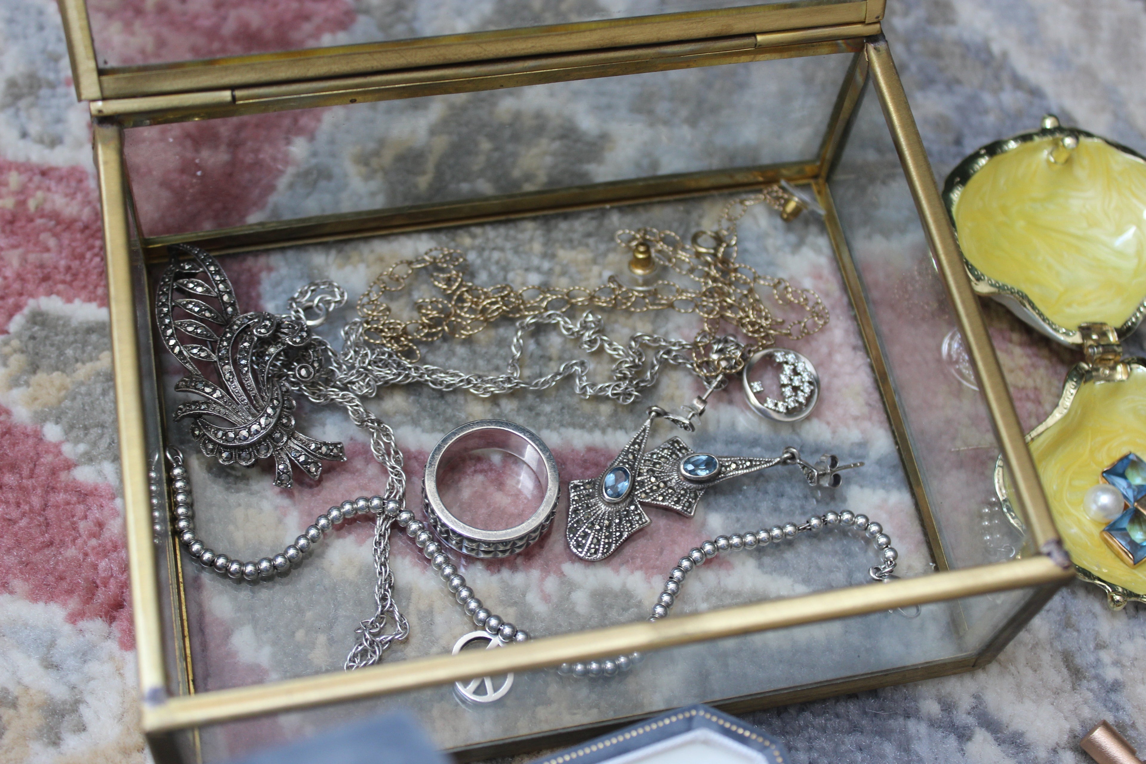 Vintage Jewellery