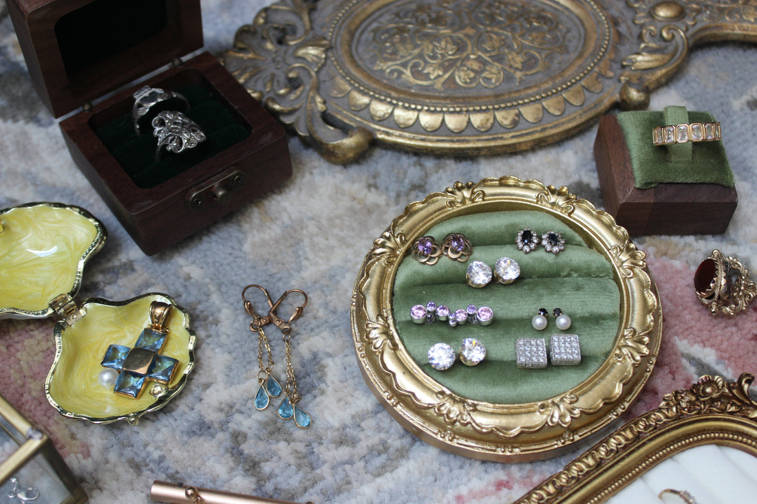 Vintage Jewellery