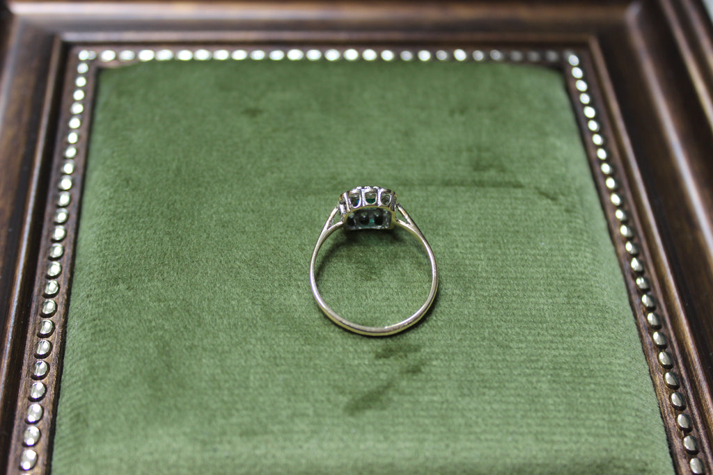 9CT Yellow Gold Vintage Lab Created Green Spinel Gemstone