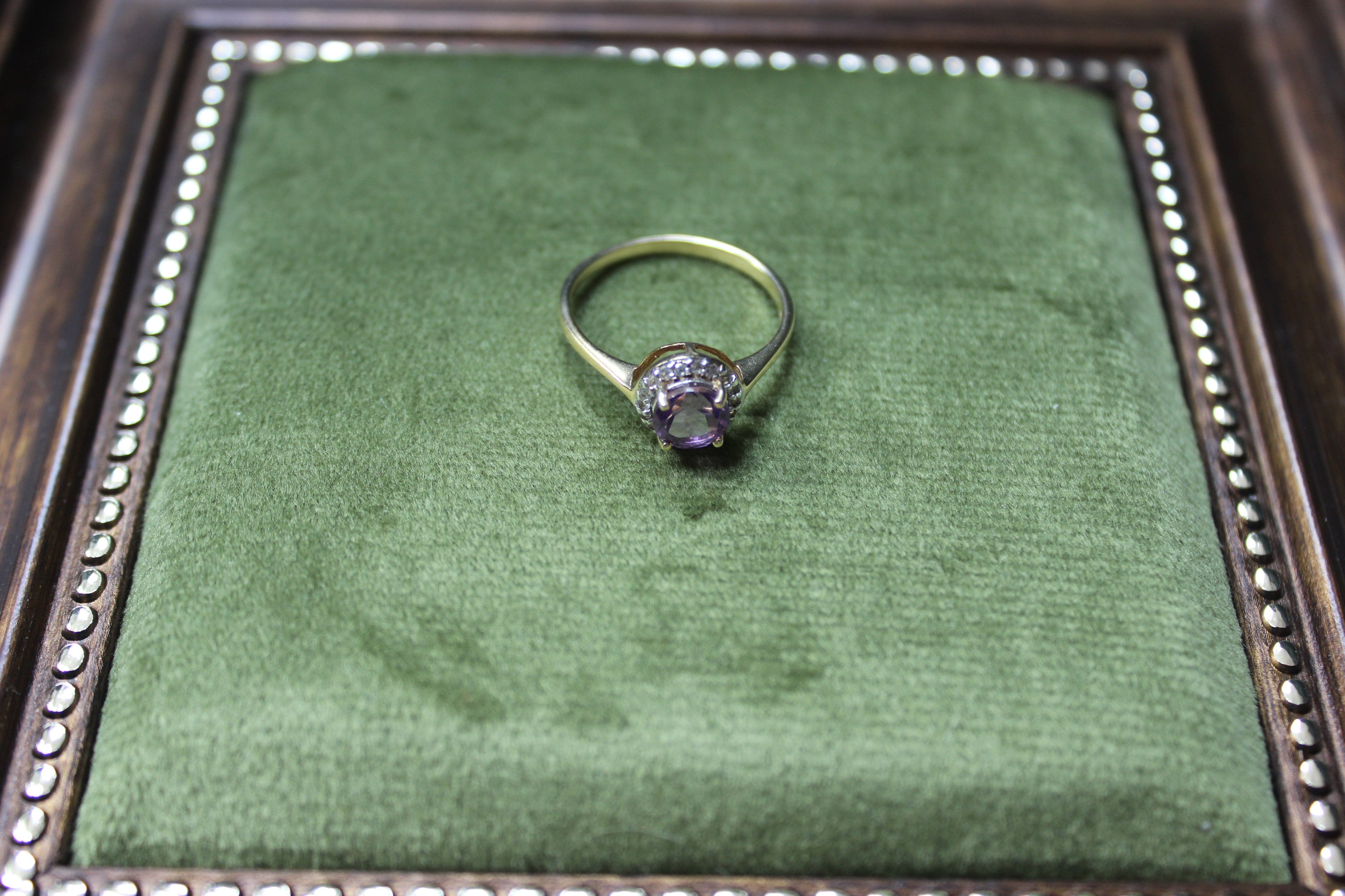 9ct Yellow Gold Amethyst & Clear Stone Cluster Ring