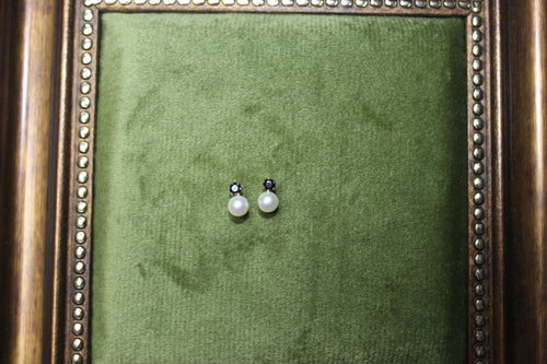 9ct Gold Cultured Pearl & Sapphire Stud Earrings