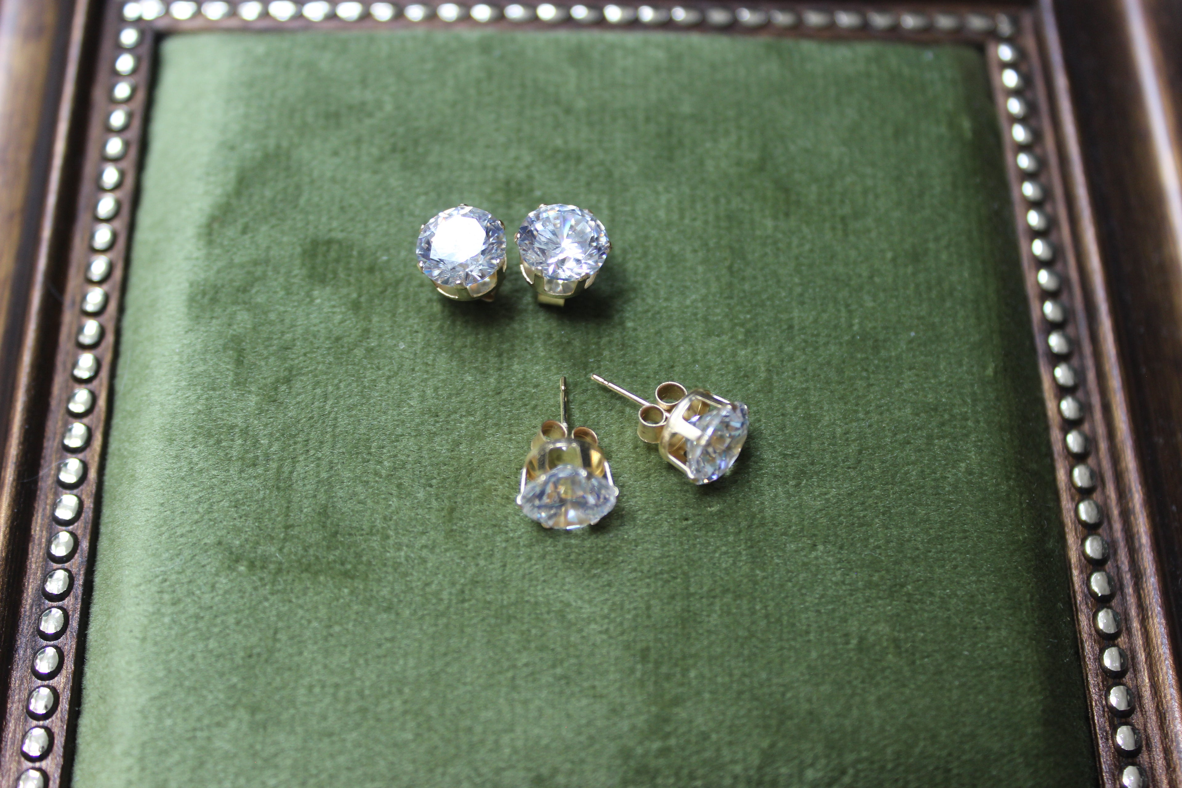 9ct Gold Cubic Zirconia Stud Earrings