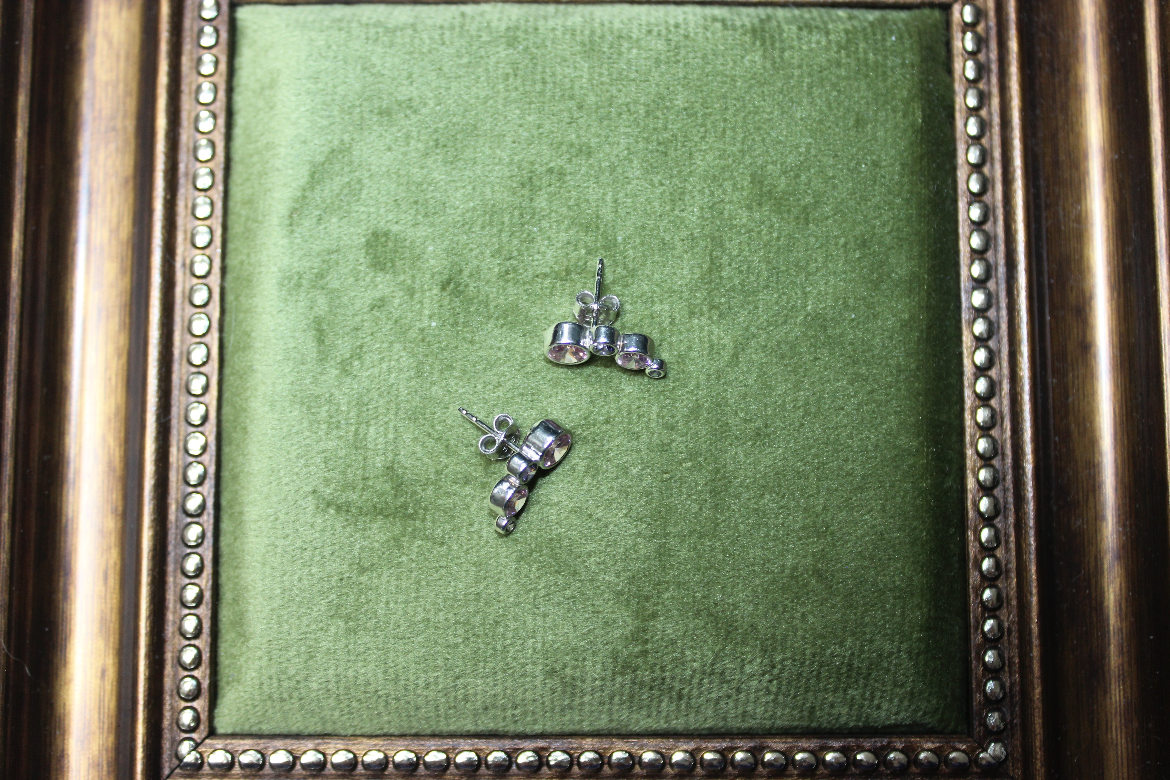 White Gold Amethyst Studs