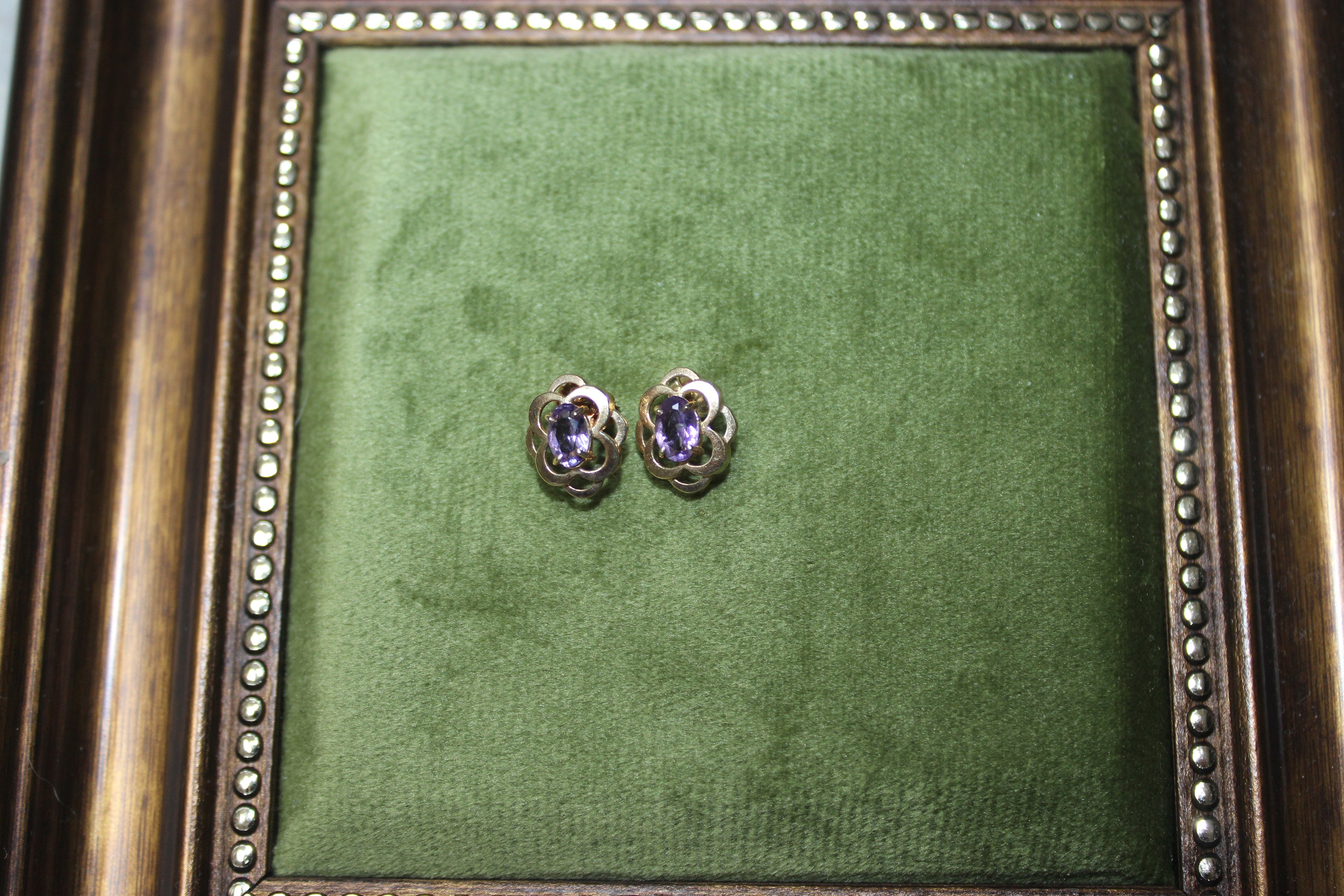 Vintage 9ct Yellow Gold Amethyst Stud Earrings with Filigree Detail