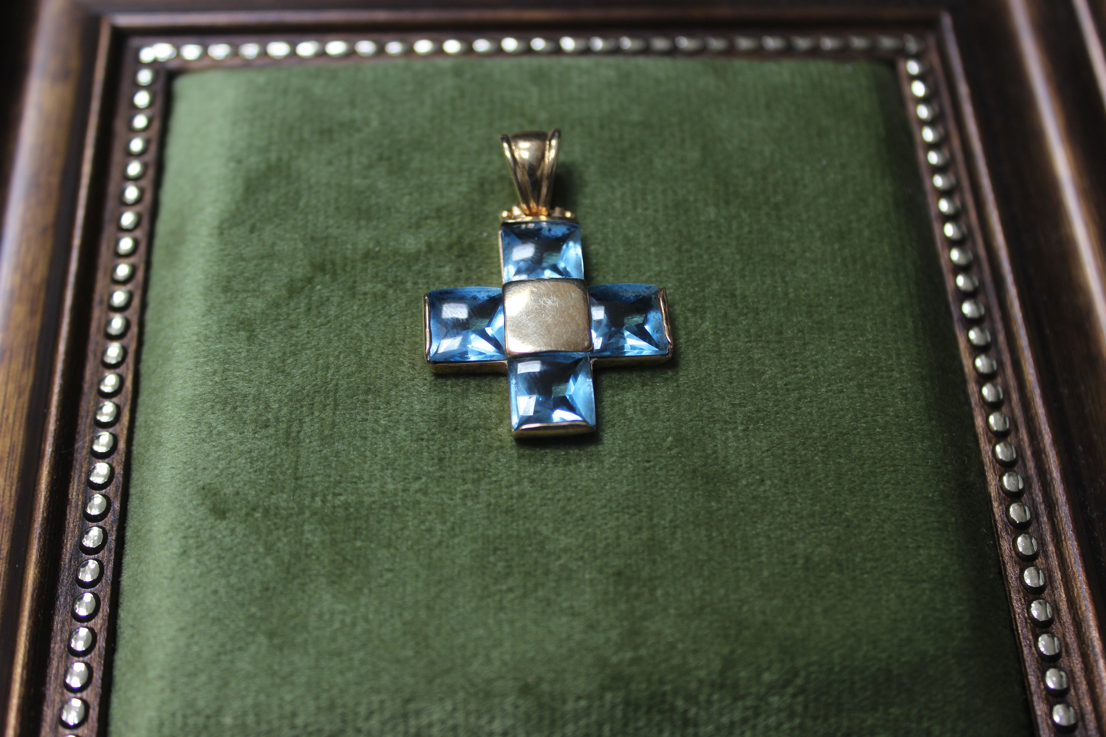 Vintage 9ct Yellow Gold Cross Pendant with Blue Topaz Stones