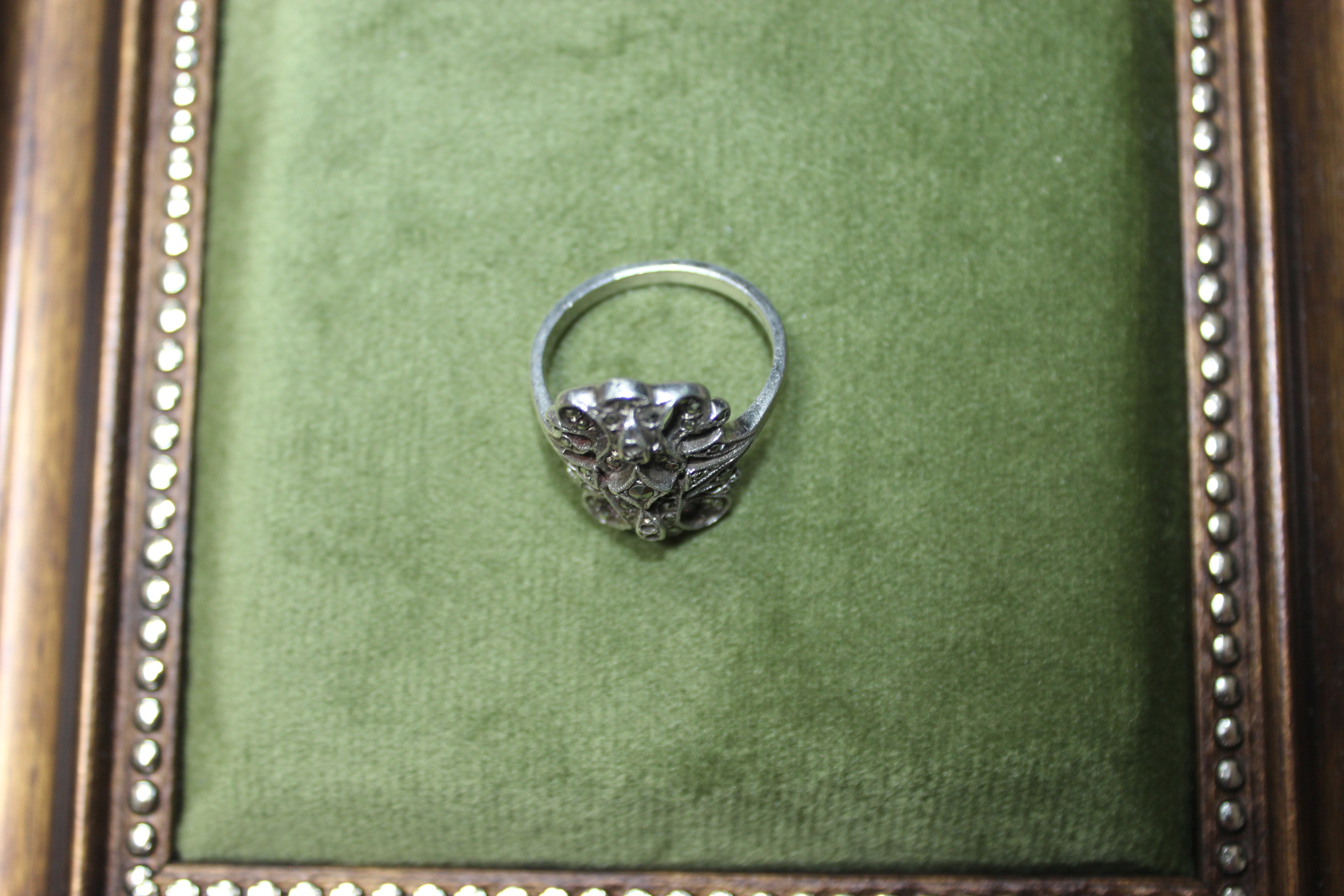 Vintage Sterling Silver Decorative Clear Stone Ring with Intricate Design