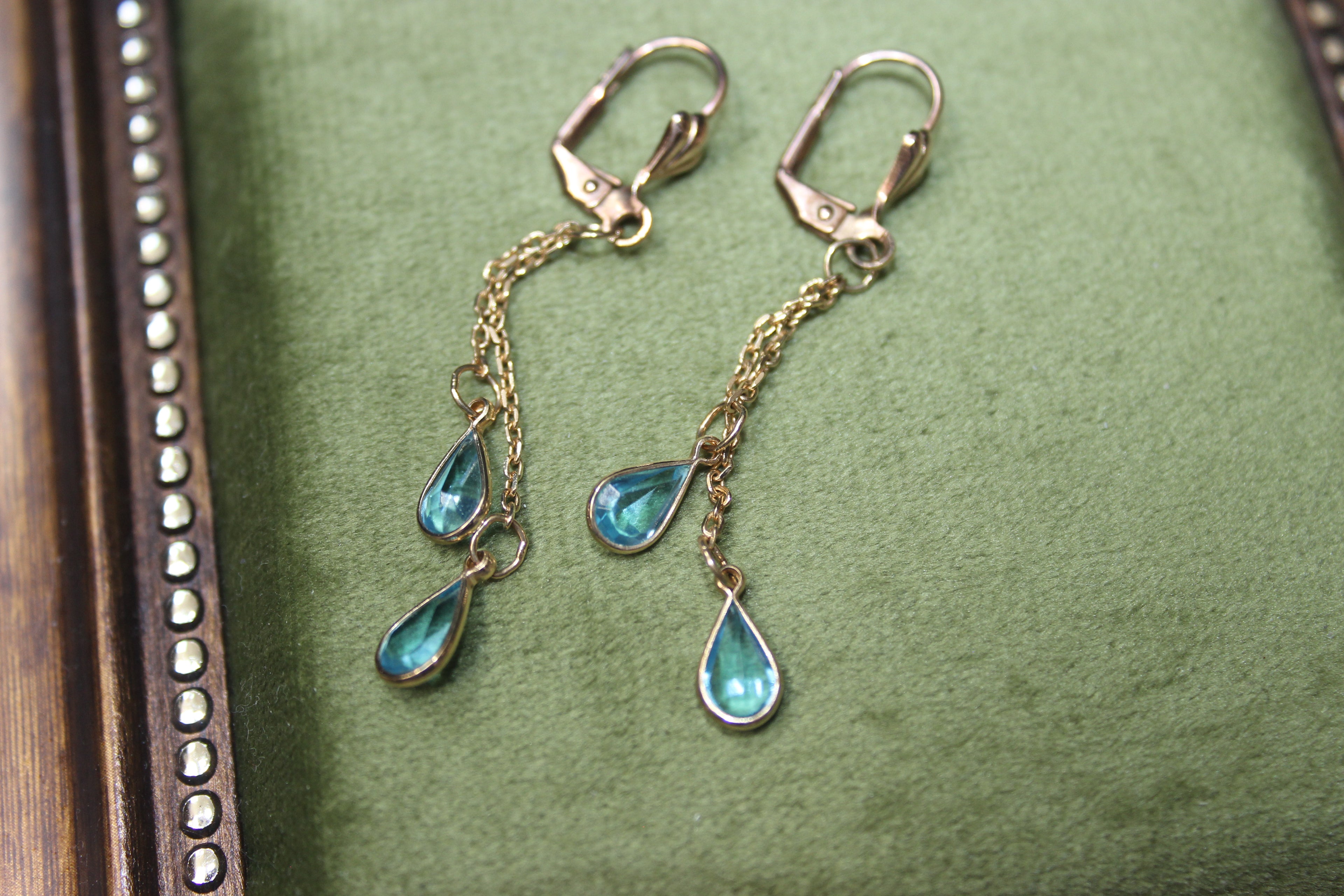 Vintage Gold Drop Chain Earrings with Blue Stones
