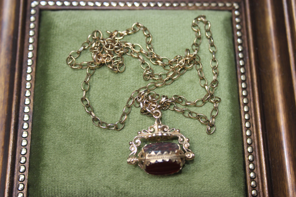 Vintage 9ct Gold Spinning Fob Seal Pendant | Marked Chain