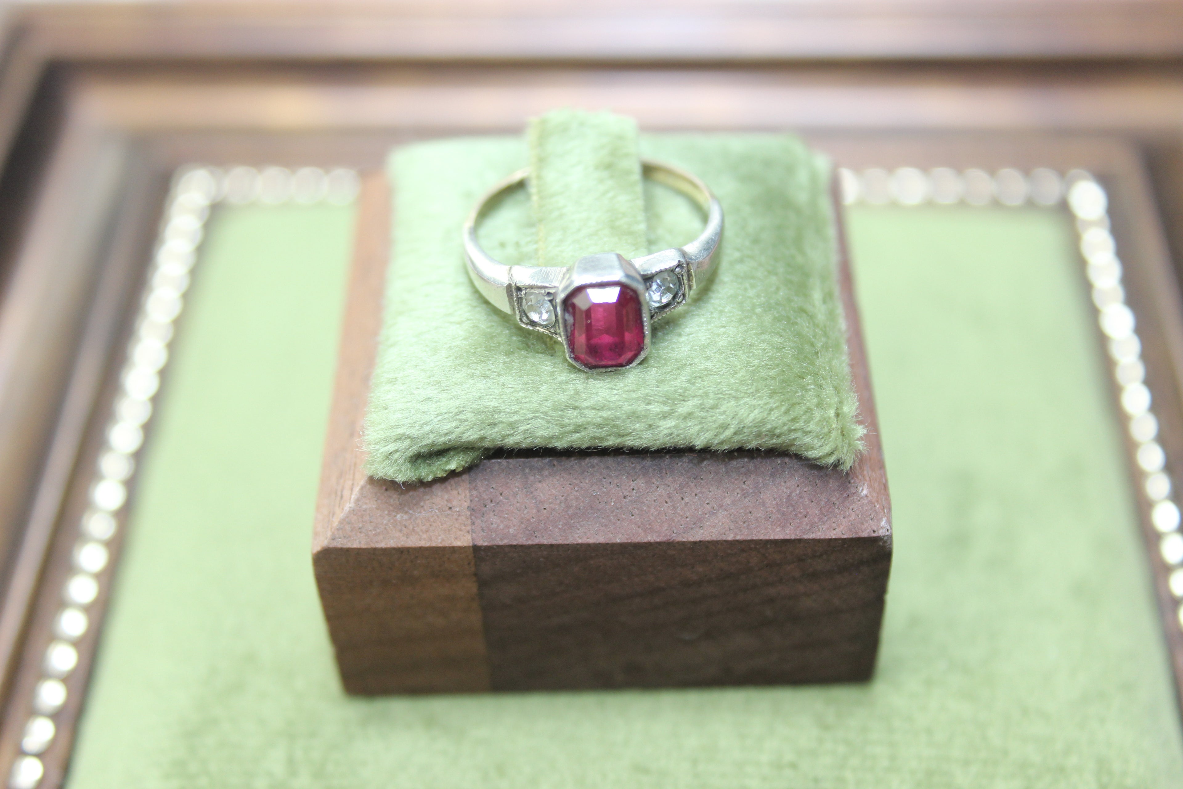 Early Vintage 9ct Gold & Silver Ruby and Paste Set Ring