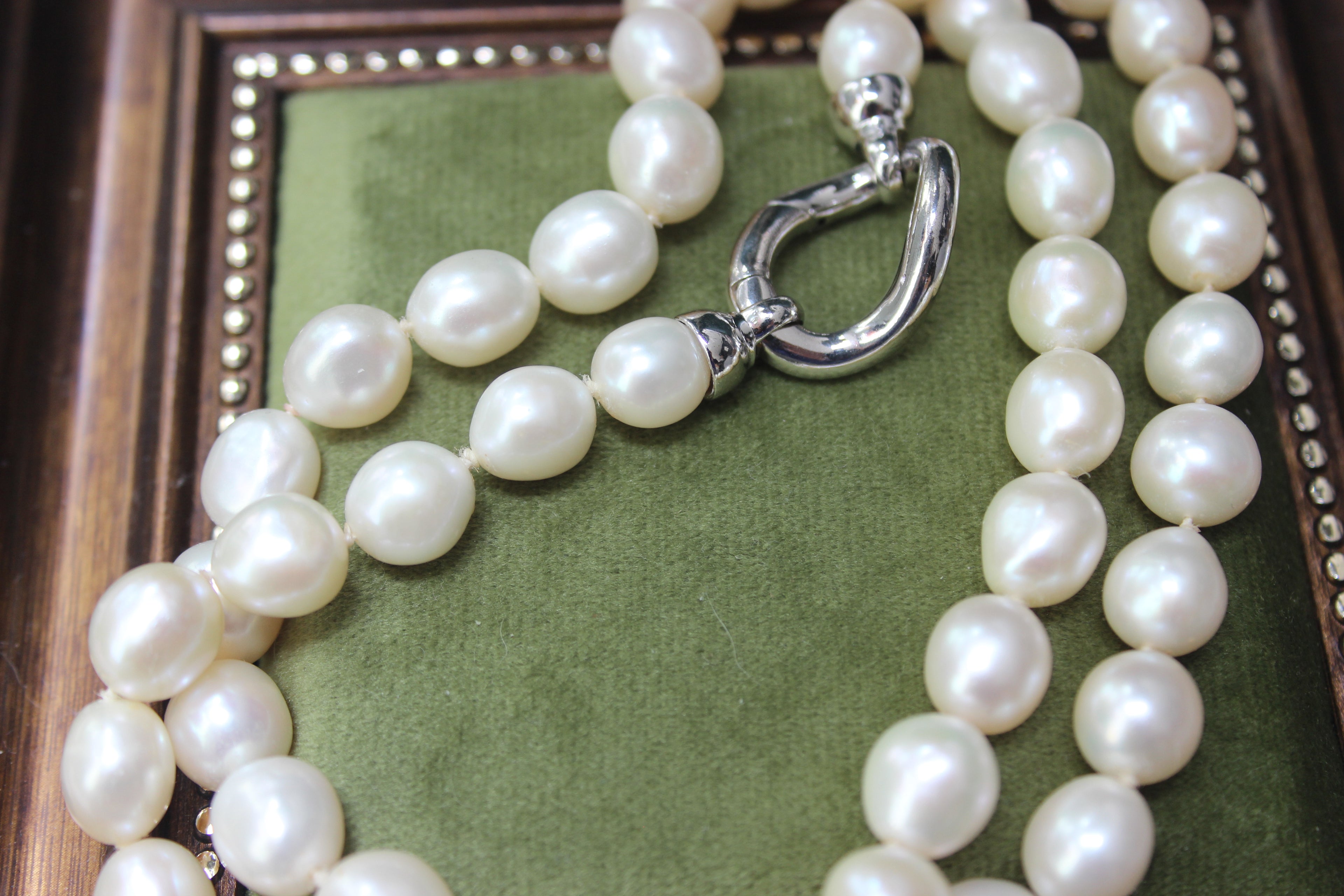 White Freshwater Baroque Pearl Necklace with 925 Silver Clasp