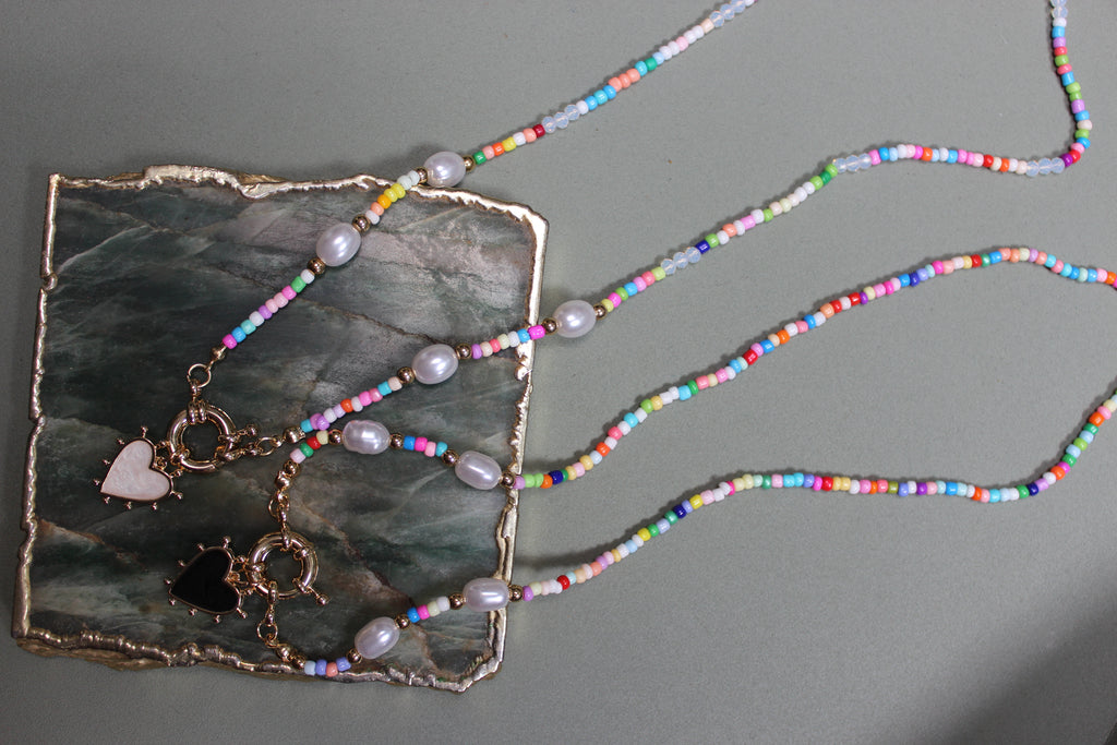 Rainbow Beaded Pearl Necklace (Black Heart) (styled) – The Nook