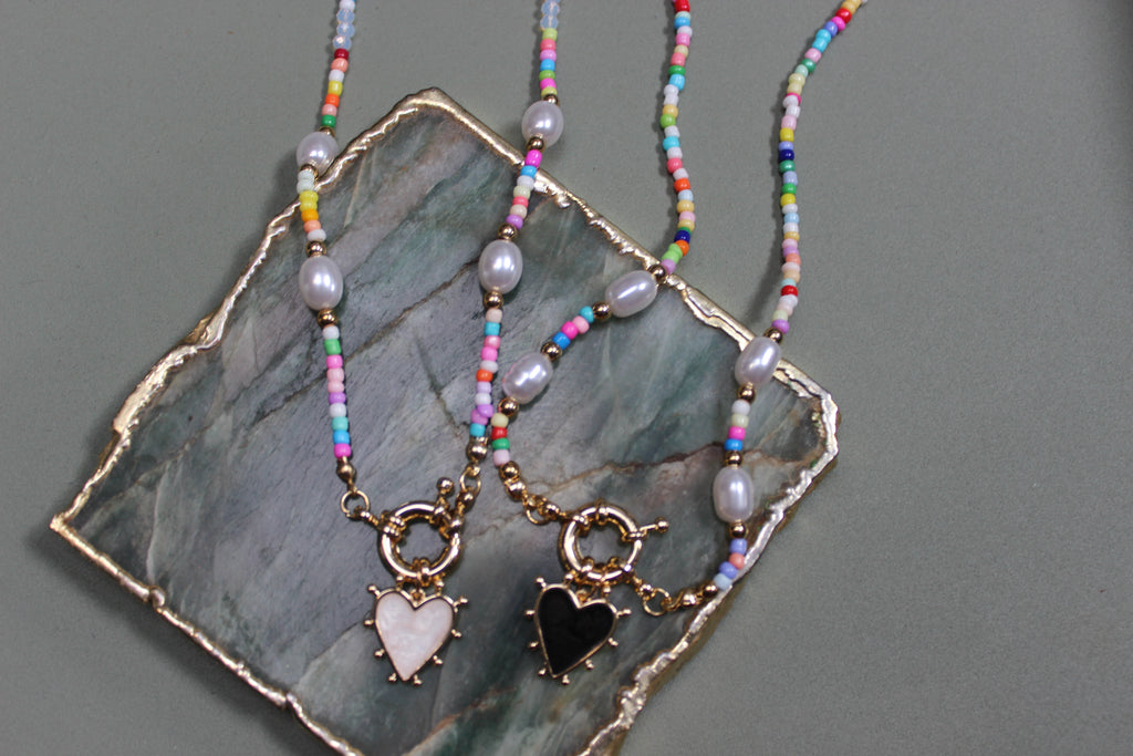 Rainbow Beaded Pearl Necklace (Black Heart) (detail) – The Nook