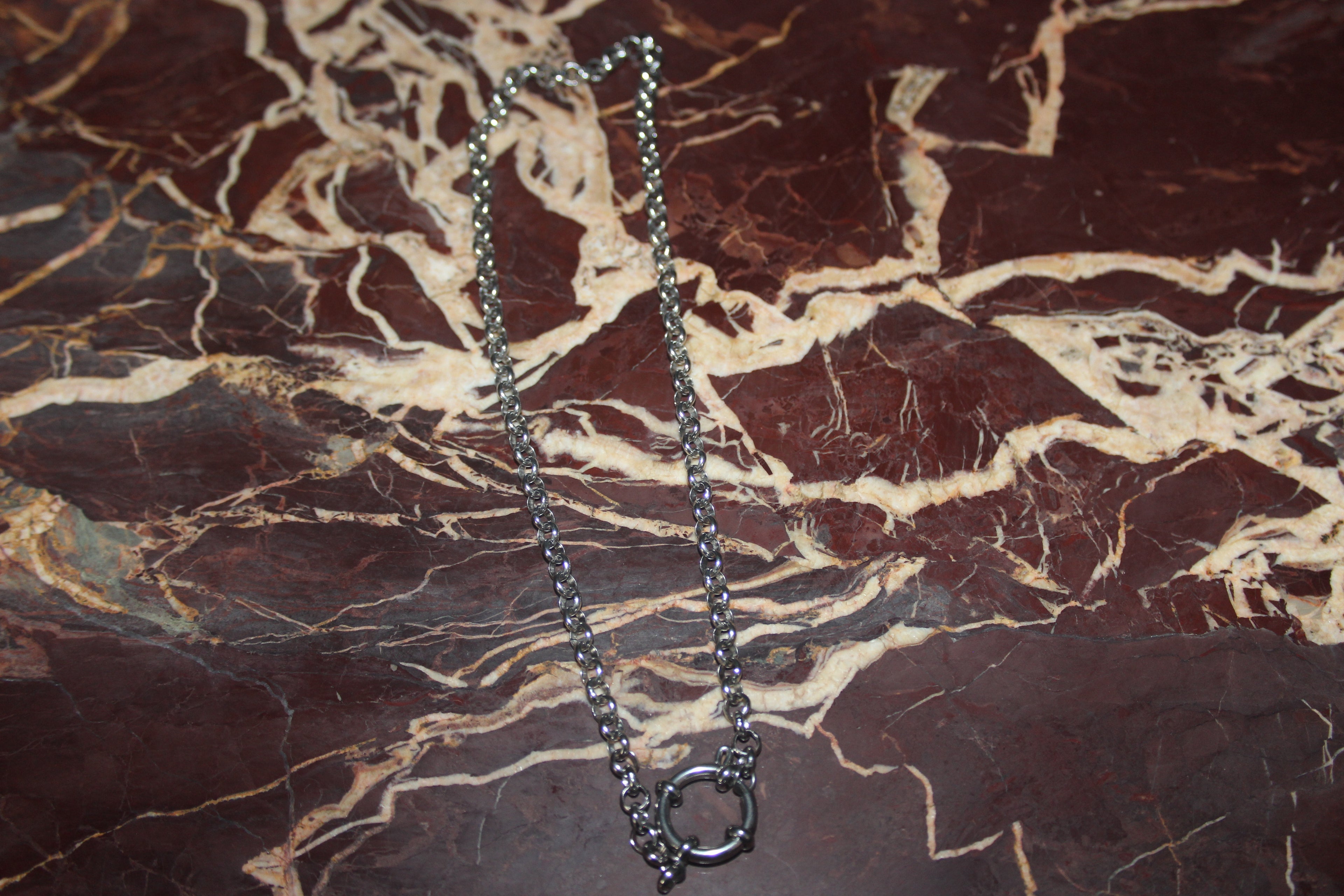 Belcher O Ring Silver Tone Chain
