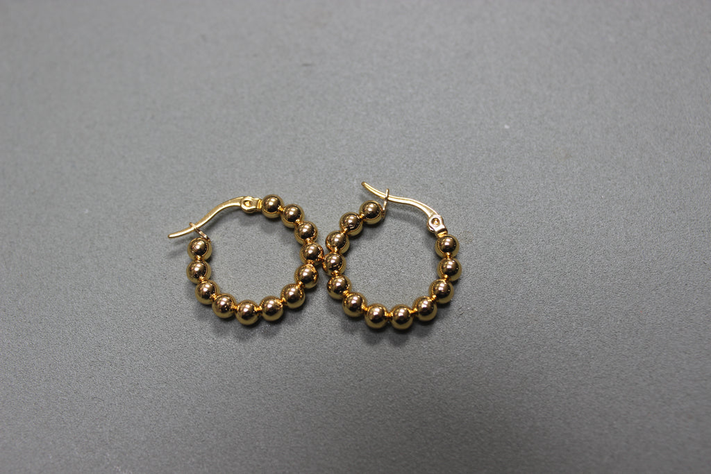 Small Gold Beaded Hoop Earrings (close-up) – The Nook