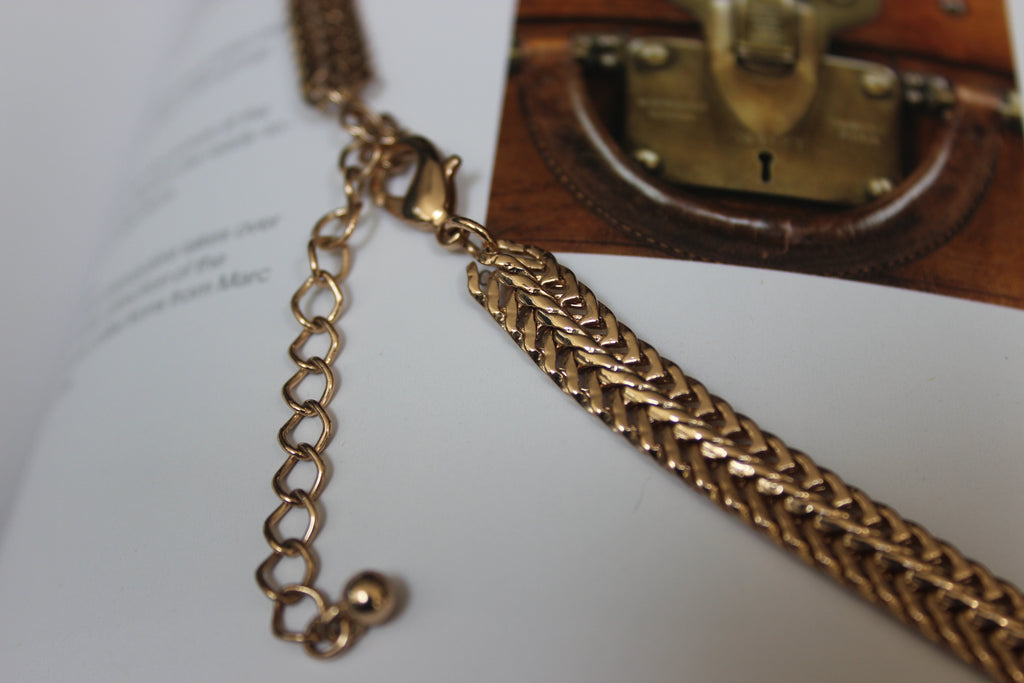 The Chunky Gold Chain