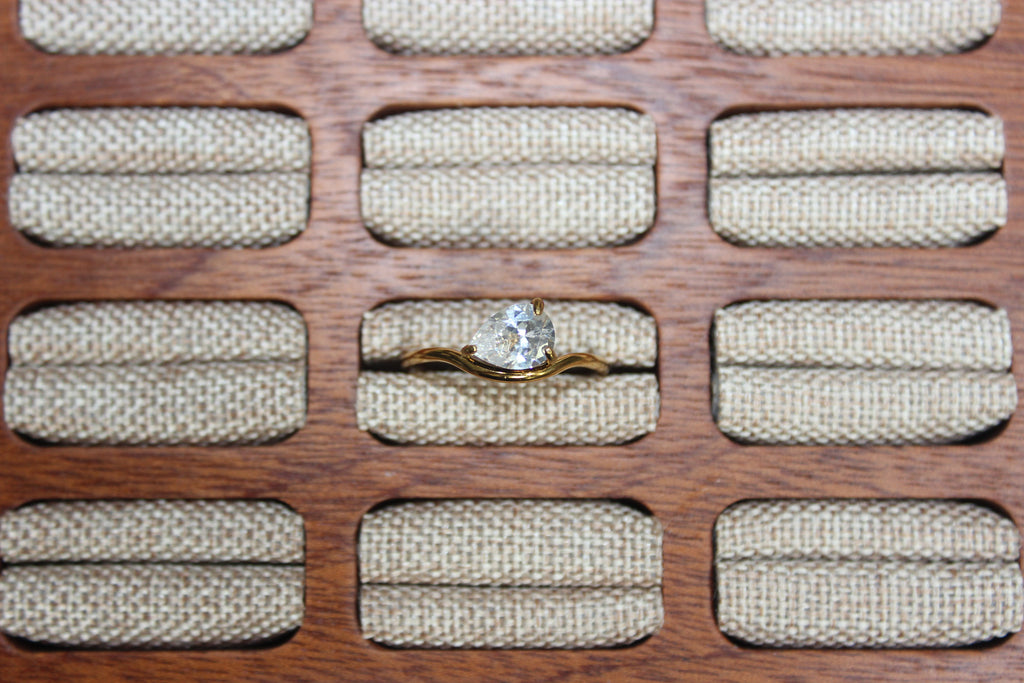 The Teardrop Ring | White