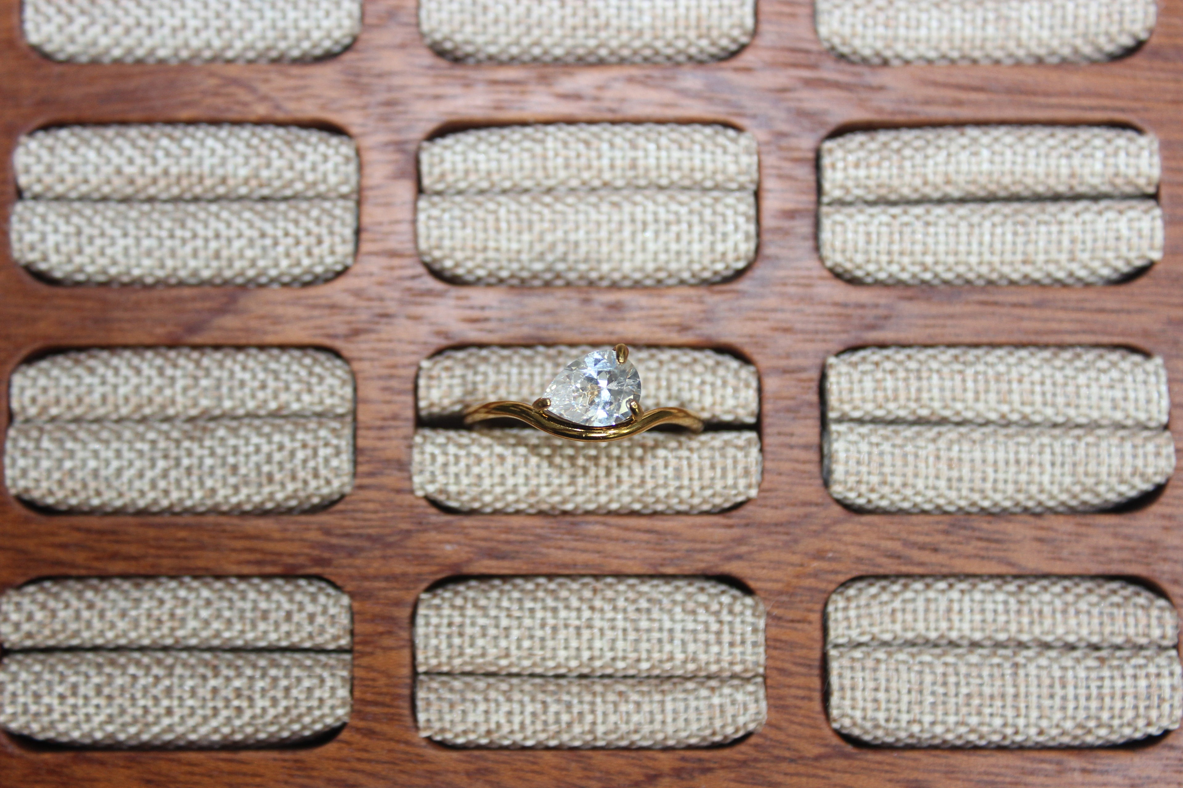 The Teardrop Ring | White